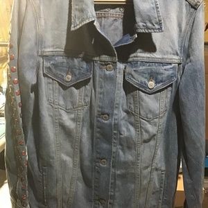 BNWT Levi’s studded denim jacket